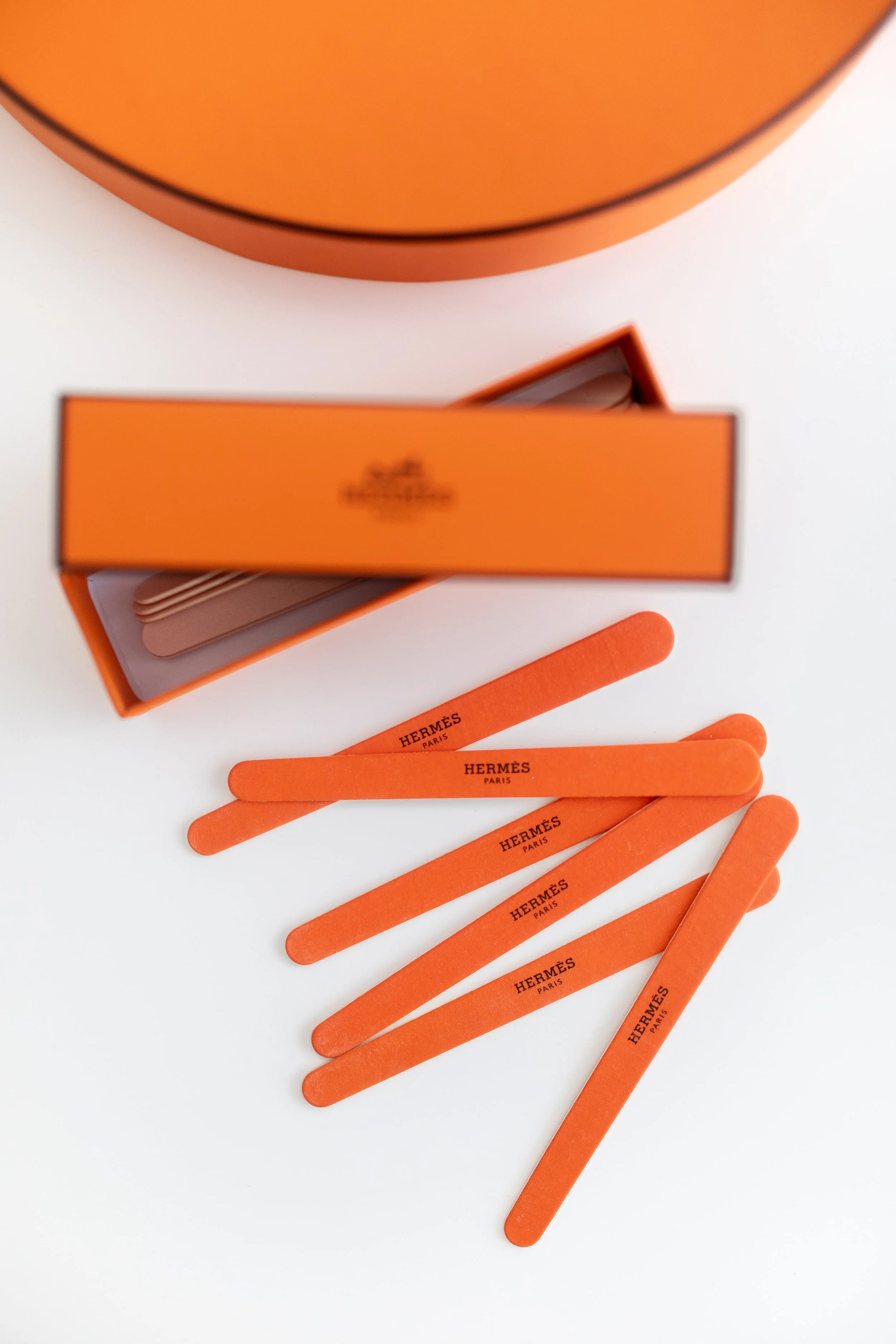 Les Mains Hermès — MUSINGS OF LI CHI PAN